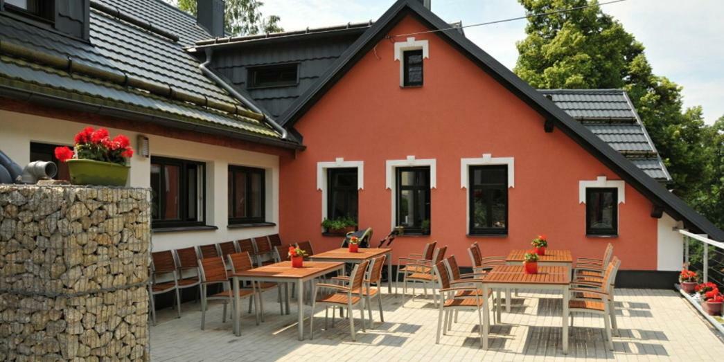 Penzion Lazy Daisy Janov nad Nisou Exteriör bild